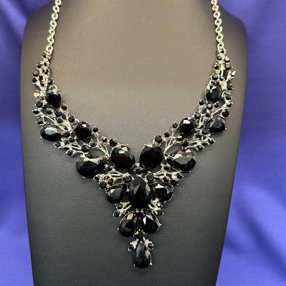 Christina Collection Black Crystal Statement Necklace - Picture 7 of 9
